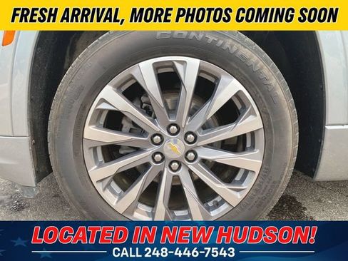 Used 2023 Chevrolet Traverse Premier FWD image 13