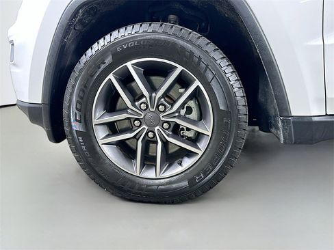 Used 2022 Jeep Grand Cherokee Limited w/ Tech Group image 8