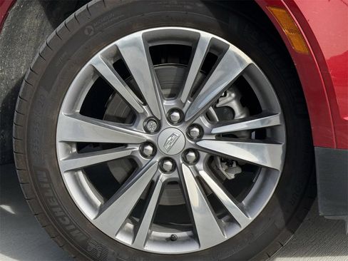 Used 2024 Cadillac XT5 Premium Luxury image 8