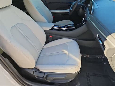 Certified 2023 Hyundai Sonata SEL w/ Convenience Package image 22