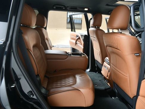 Used 2024 INFINITI QX80 Sensory w/ Cargo Package image 35