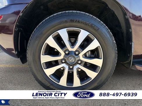 Used 2018 Toyota Sequoia Limited w/ Safety & Convenience Package image 9