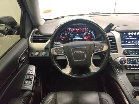 Used 2019 GMC Yukon XL SLT AWD/4WD image 22