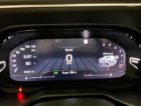 Certified 2023 GMC Yukon Denali Ultimate image 24