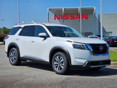 New 2025 Nissan Pathfinder SL