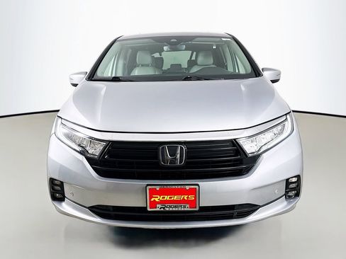 Used 2023 Honda Odyssey Elite image 2