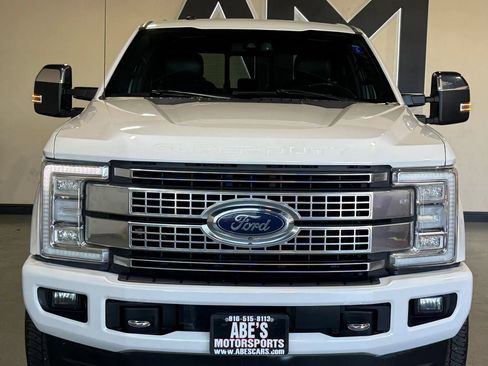 Used 2018 Ford F350 Platinum w/ Platinum Ultimate Package AWD/4WD image 3