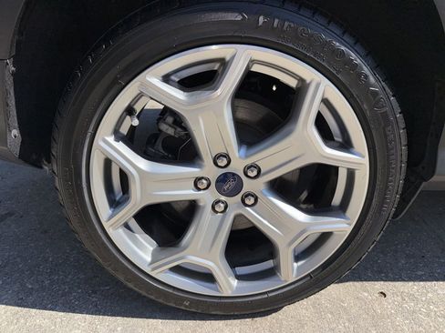 Used 2017 Ford Escape Titanium image 36