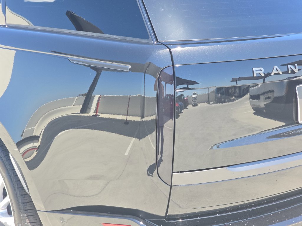New 2026 Land Rover Range Rover SE AWD/4WD image 36