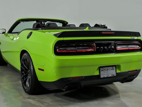 Used 2023 Dodge Challenger SRT Hellcat Redeye RWD image 10