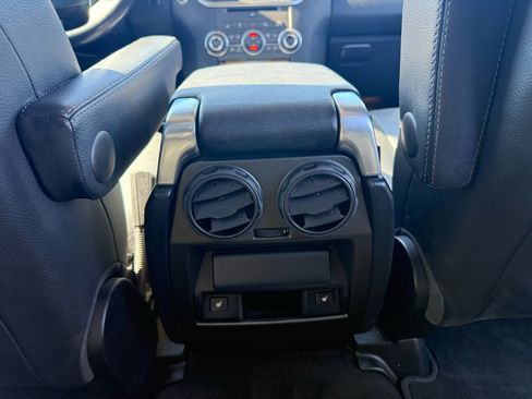 Used 2016 Land Rover LR4 HSE image 23