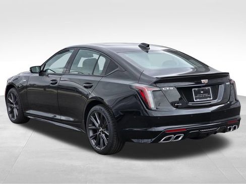 New 2026 Cadillac CT5 V AWD/4WD image 3