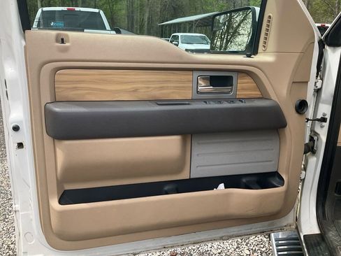 Used 2011 Ford F150 Lariat w/ Lariat Plus Pkg image 17