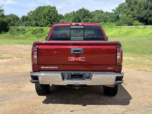 Used 2017 GMC Sierra 1500 SLT w/ SLT Premium Package AWD/4WD image 4