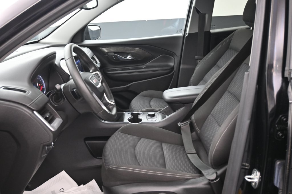 Used 2023 GMC Terrain SLE w/ Driver Convenience Package AWD/4WD image 10