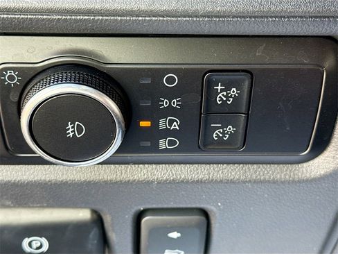 Used 2024 Ford Expedition Max Limited image 11