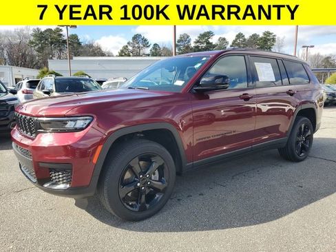 Certified 2023 Jeep Grand Cherokee L Laredo image 4