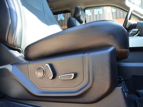 Used 2016 Ford F150 Lariat w/ Equipment Group 502A Luxury AWD/4WD image 39