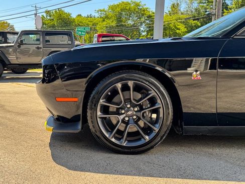Used 2021 Dodge Challenger R/T Scat Pack w/ Driver Convenience Group image 38