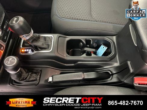 Used 2024 Jeep Wrangler Unlimited Rubicon 4xe w/ Technology Group AWD/4WD image 24