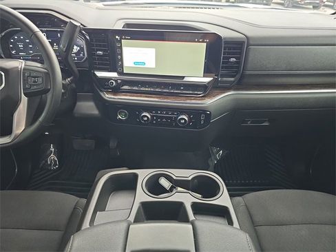 Used 2024 GMC Sierra 1500 Elevation image 14