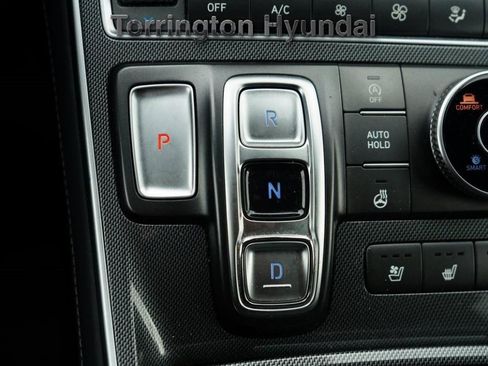 Used 2022 Hyundai Santa Fe Limited image 16