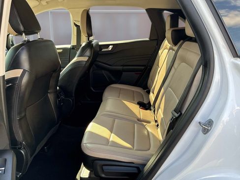Used 2022 Ford Escape SEL AWD/4WD image 17
