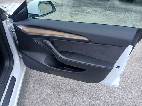 Used 2023 Tesla Model 3 Standard Range RWD image 15