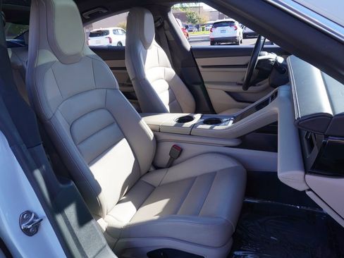 Used 2020 Porsche Taycan 4S image 12