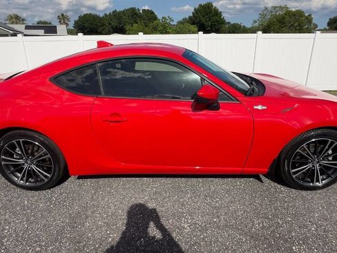 Used 2015 Scion FR-S image 5