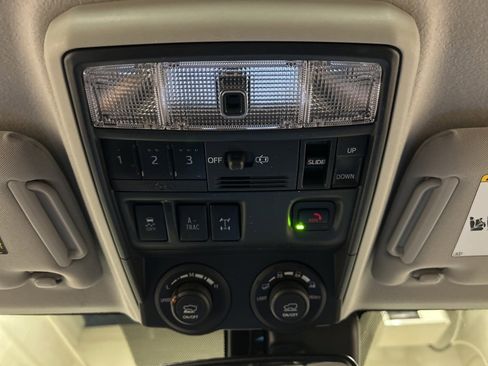 Used 2020 Toyota 4Runner TRD Off-Road Premium image 25