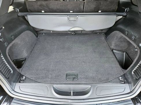 Used 2017 Jeep Grand Cherokee Altitude image 5