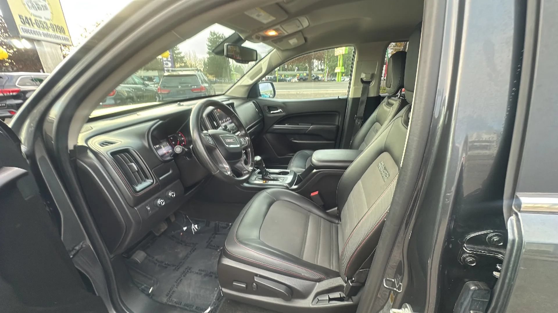 Used 2016 GMC Canyon SLE w/ All Terrain Adventure Package AWD/4WD image 9