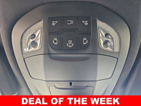 New 2026 Chrysler Pacifica Select image 33