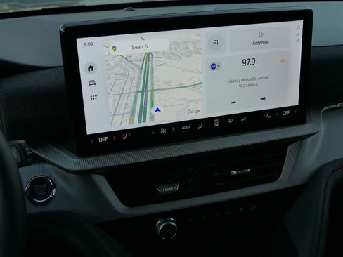 Used 2025 Ford Explorer Active w/ Active Comfort Package image 20