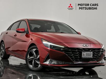 Used 2022 Hyundai Elantra SEL w/ Convenience + Premium Package