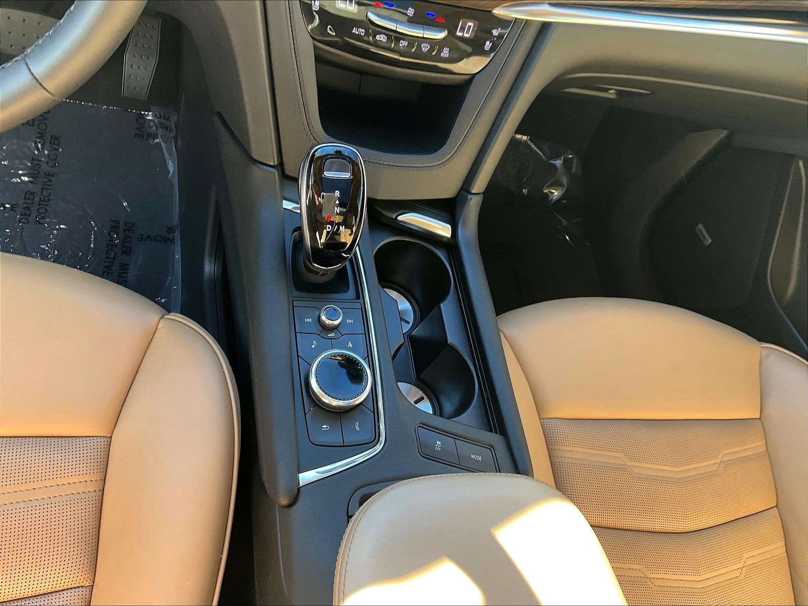 Used 2025 Cadillac XT6 Premium Luxury w/ Platinum Package FWD image 20
