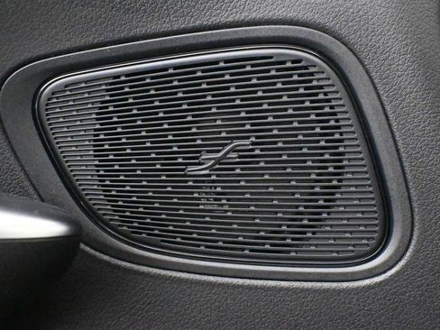 Used 2026 Mercedes-Benz GLC 300 4MATIC image 26