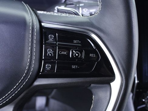 Used 2022 Jeep Grand Cherokee L Overland image 25