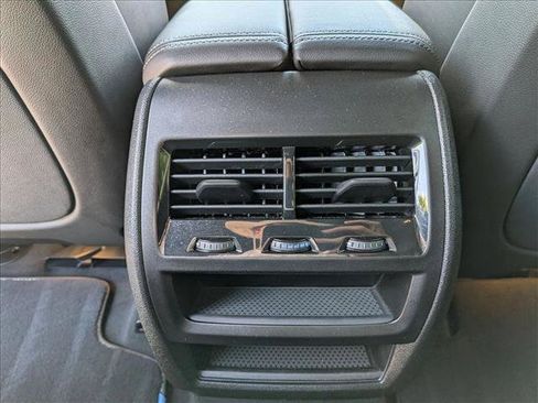 Used 2026 BMW X5 sDrive40i w/ M Sport Package RWD image 19