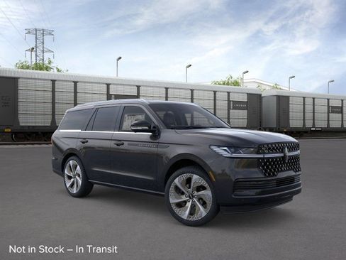 New 2026 Lincoln Navigator Black Label AWD/4WD image 7
