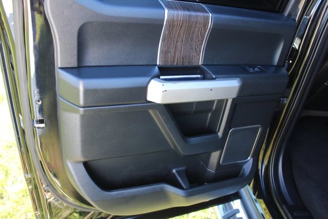 Used 2020 Ford F350 Lariat w/ Lariat Value Package AWD/4WD image 24
