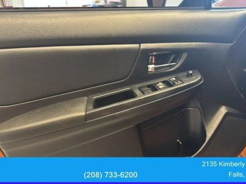Used 2014 Subaru Crosstrek 2.0i Limited AWD/4WD image 18