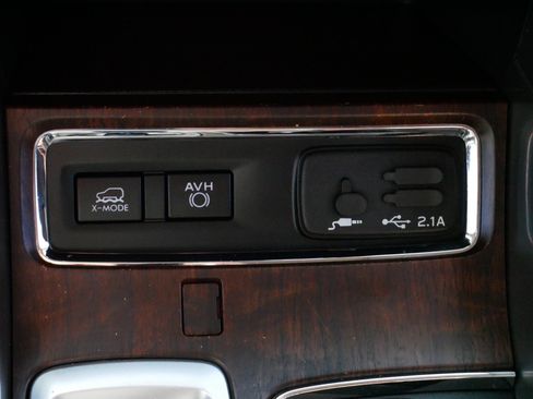 Used 2019 Subaru Ascent Touring w/ Popular Package #2 AWD/4WD image 32