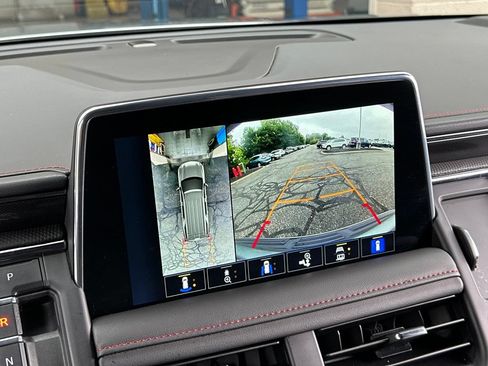 Used 2024 Chevrolet Tahoe RST w/ Luxury Package RWD image 6