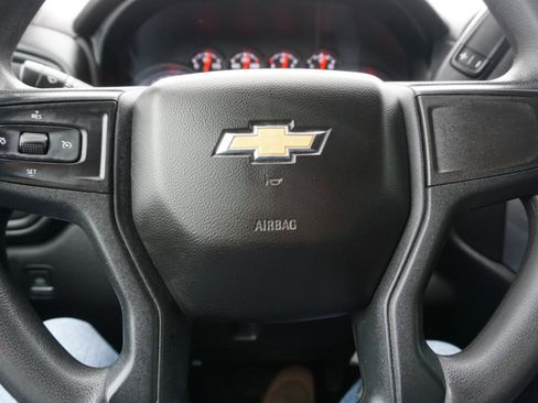 Used 2022 Chevrolet Silverado 1500 Custom image 10