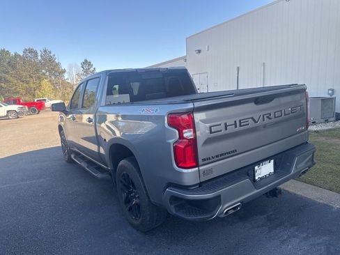 Used 2023 Chevrolet Silverado 1500 RST w/ Convenience Package II image 11