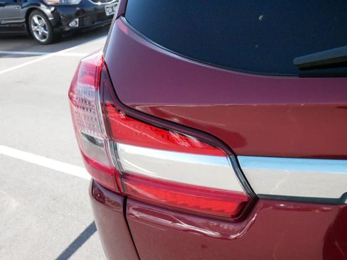Used 2019 Subaru Ascent Touring w/ Popular Package #2 AWD/4WD image 17