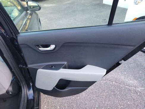 Used 2023 Kia Rio S image 30