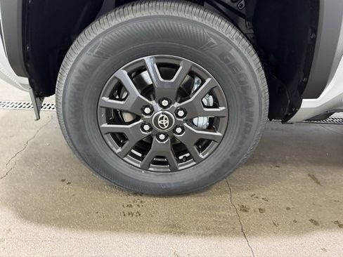 New 2025 Toyota 4Runner SR5 image 22